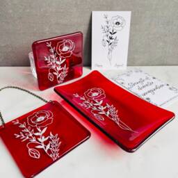 Poppy Fused Glass Dish August Birth Flower - thumbnail 2