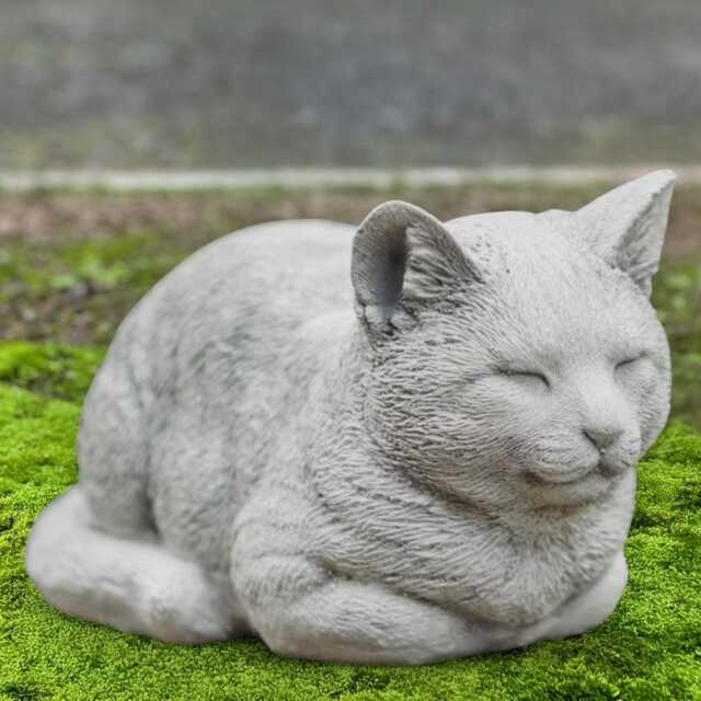 Stone Sleeping Cat Sculpture Concrete Kitten Figurine Outdoor Pet Memorial Decor Cement Kitty Ornament Handmade Animal Statue Lover Gift - image 1