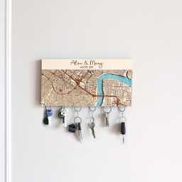 Magnetic Key Holder, Housewarming Gift, Personalized Map Welcome Home Decor - thumbnail 2