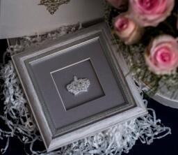 Crown Wall Art King Framed Unique Heart Painting - thumbnail 1