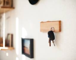 Live Edge Olive Wood Magnetic Key Holder Strong Sticker Mount - thumbnail 1