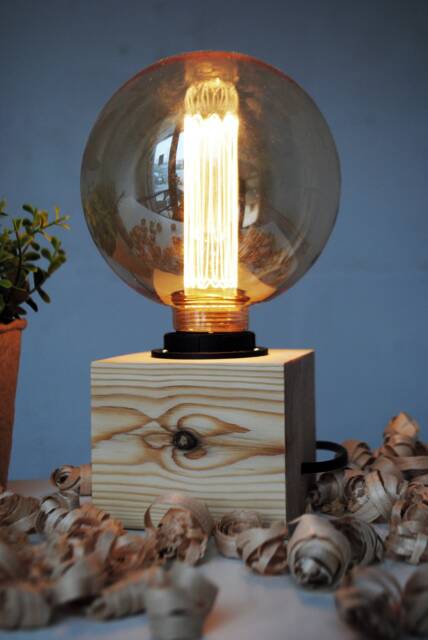 Scandinavian Decor Modern Table Lamp, Rustic Bedside Modern Farmhouse Small Lamp - image 1
