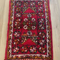 Moroccan Berber Shag Rug Azilal Rug 45In X 31.5 In - thumbnail 2