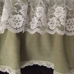 Green Check Curtain Valance, White Rose Lace, Shabby Chic Handmade - thumbnail 2