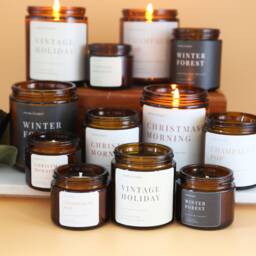 Christmas Morning Candle - Scented Holiday Candle, Scents Of Vanilla, Cinnamon, & Sweet Pear - thumbnail 3
