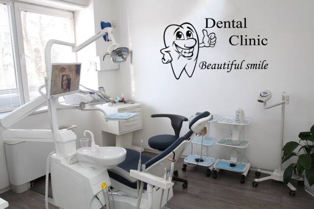 Dental Clinic Wall Decal Tooth Cartoon Decor 1277 - image 1