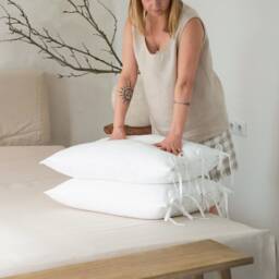 Linen Pillowcases With Ties Set Of Two, White Bedding - thumbnail 2