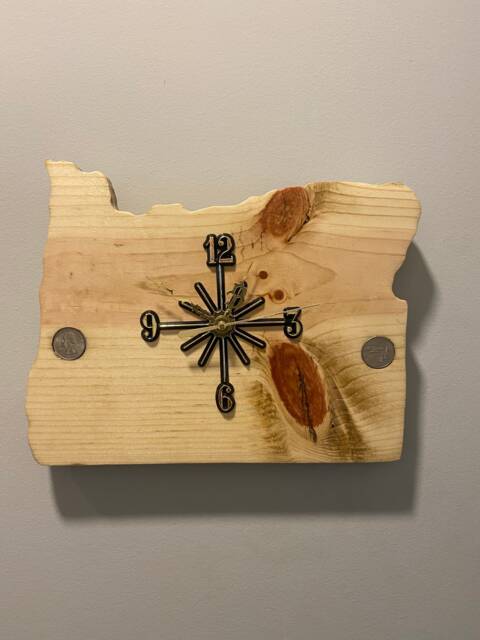 Oregon Handmade State Quarter Clock With Inlaid Quarters. Choice Of Wood. Customizable - image 1