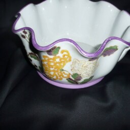 Hand-Painted Porcelain Planter Stylized Mauve & Yellow Chrysanthemums - thumbnail 3