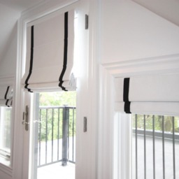 Custom Linen Roman Shade, White With Black Border, Chain Mechanism - thumbnail 3