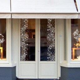 Snowflake Bauble Window Clings Extra Large Xmas Decor - Set Of 6 - thumbnail 3