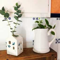 White Ceramic House With Turquoise Flowers, Wall-Hanging Decoration Or Candle - thumbnail 2