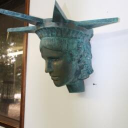 "Fiberglass Lady Liberty ""Libby" - thumbnail 2