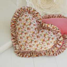 "Personalized Heart Pillow With Ruffle, Embroidery ""Best Mum" - thumbnail 4