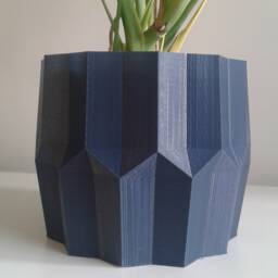 The Tulip Indoor Planter, Geometric Plant Pot For Small & Large Plants - thumbnail 2