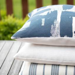 Cobalt -- Indoor/Outdoor Navy & White Abstract Pillow Cover ??? Outdoor Indigo & Lumbar - thumbnail 3