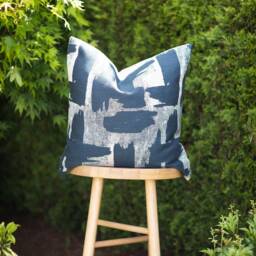 Cobalt -- Indoor/Outdoor Navy & White Abstract Pillow Cover ??? Outdoor Indigo & Lumbar - thumbnail 2