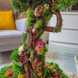 Handmade Mother Earth Terrarium Millennial Gaia Statue, Pagan Ornament - thumbnail 3