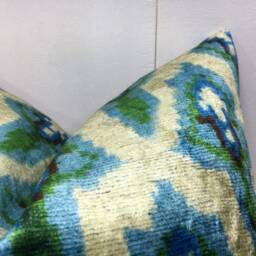 Ikat Pillow Cover, 20x20 Silk Blend Cushion, Modern Home Decor - thumbnail 2