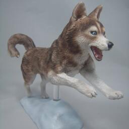Siberian Husky Dog Figurine - thumbnail 4