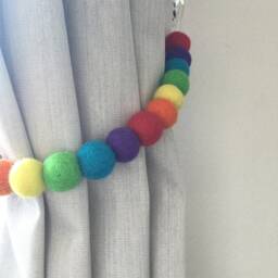Rainbow Felt Ball Curtain Tie Back 100% Wool - thumbnail 3