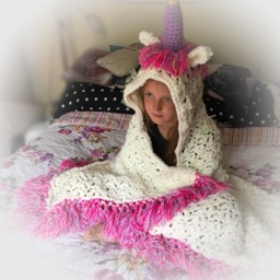 Crochet Hooded Unicorn Blanket, Baby Acrylic Yarn, Cosy Cuddle Throw - thumbnail 3