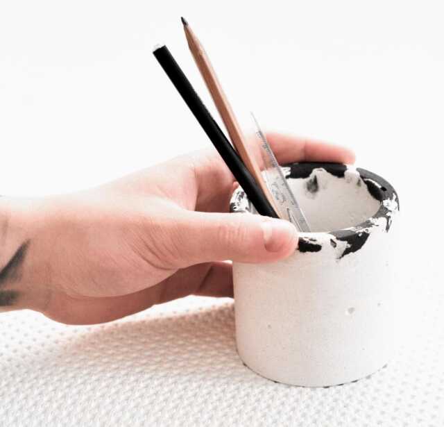 Modern Concrete Pen Holder Scandinavian Desk Organizer - image 1