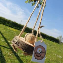 Bird Feeder Wood Slice Fat Ball - Hanging Natural Log Bird Food Environment Garden Gift Set Christmas Watching Gardener - thumbnail 1