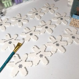 Snowflake Christmas Ornaments, Personalized Tree Family Decoration, Name Ornament - thumbnail 4