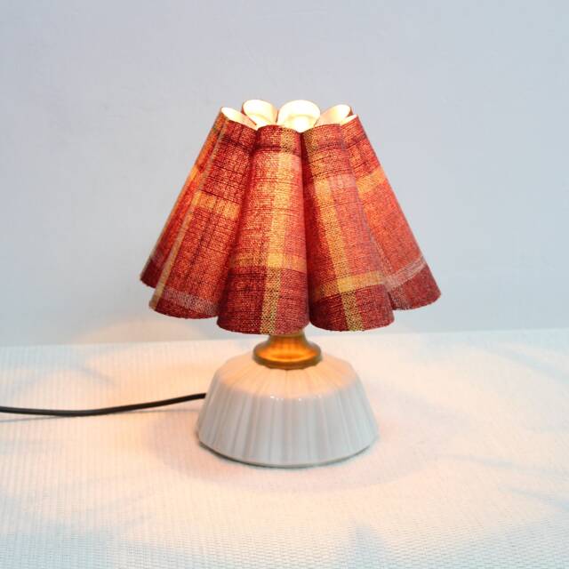 Handmade Red Plaid Fabric Table Lamp With Ceramic Base For Home Decor-106# - image 1