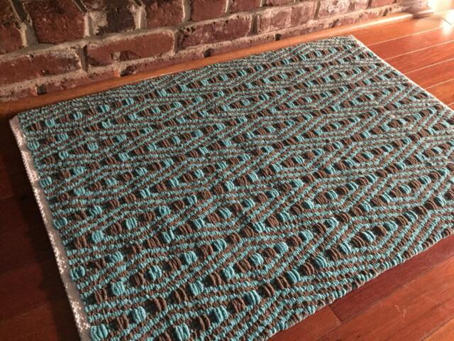 Super Fluffy Handwoven Rug - image 1