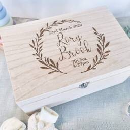 Baby Memory Keepsake Box Wreath - thumbnail 2