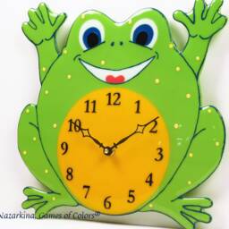 Fused Glass Frog Clock Kids Room Decor, Battery Powered - thumbnail 2