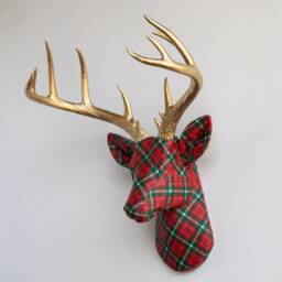 Faux Taxidermy Deer Head Fabric Wall Mount - Decor Christmas Plaid Fad4308/Fad4300 - thumbnail 2