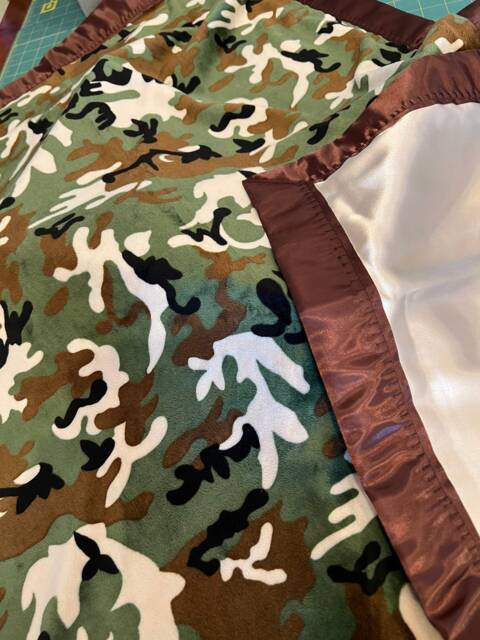 Free Embroidery Green Camo Minky Car Seat Baby Blanket 30 X 35 - image 1