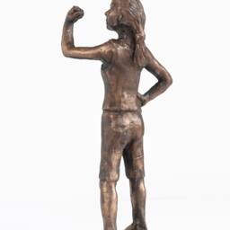 She Can Bronze Sculpture - thumbnail 3