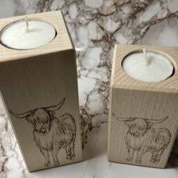 Highland Cow Tealight Holder Set Rustic Farmhouse Beech Wood Decor - thumbnail 3