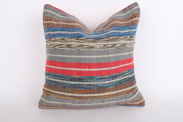Vintage Turkish Kilim Pillow Cover 16'' Handwoven Wool Throw - image 1