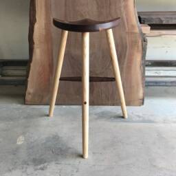 stool Made in Sustainably Sourced Black Walnut - thumbnail 2