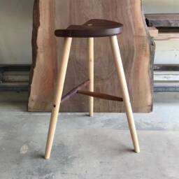 stool Made in Sustainably Sourced Black Walnut - thumbnail 3