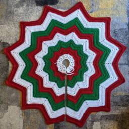 Christmas Tree Skirt - Made-To-Order - thumbnail 2