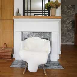 White Sheepskin Throw Rug, Genuine Leather, Short Wool Cut - 50x28 - thumbnail 2