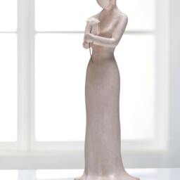English Rose - Woman Sculpture - thumbnail 2