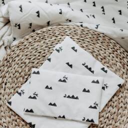 Mountain & Rabbits Dolls Bed Linen/Bedding Set Miniature - thumbnail 2