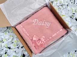 Personalised Baby Blanket in Gift Box Knitted With Bow Embroidered Name Newborn Gift Baby Shower - thumbnail 1
