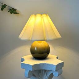 Handmade Durable Ceramic Table Lamp, 110-240V Cream Fabric Pleated Petal Shade Bedroom Living Room Kitchen Rustic Cozy Decor Nightstand Lamp - thumbnail 3