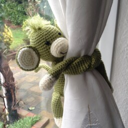 Crocheted Monkey Curtain Tie Back, Nursery Decor - thumbnail 3