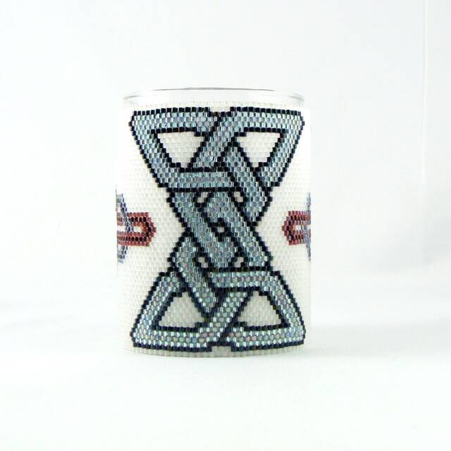 Intertwined Trinity Knots Votive Wrap - image 1
