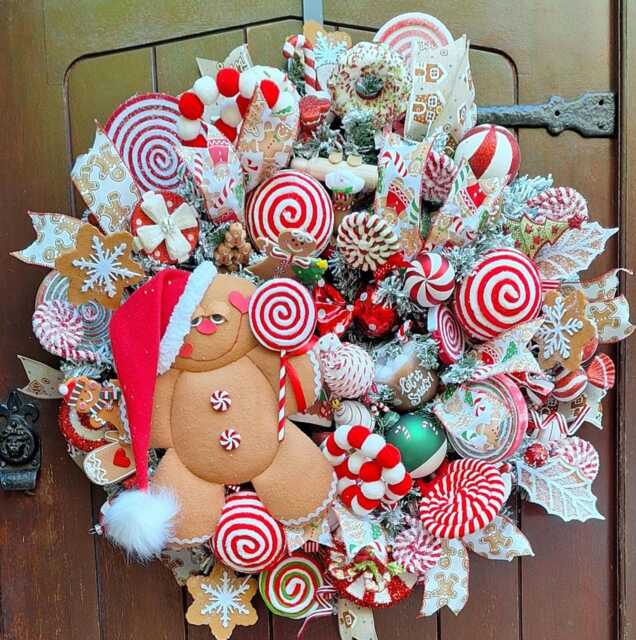 Candy Cane Lane Gingerbread Man Christmas Wreath by Etsy | ufurnish.com