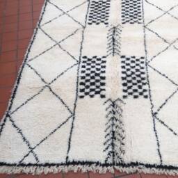 Beni Ourain Rug - Moroccan Handwoven Rug, Pure Wool, Ivory With Black Marks/160 X 246 cm 5.24 8.07 Ft Code 009 - thumbnail 2